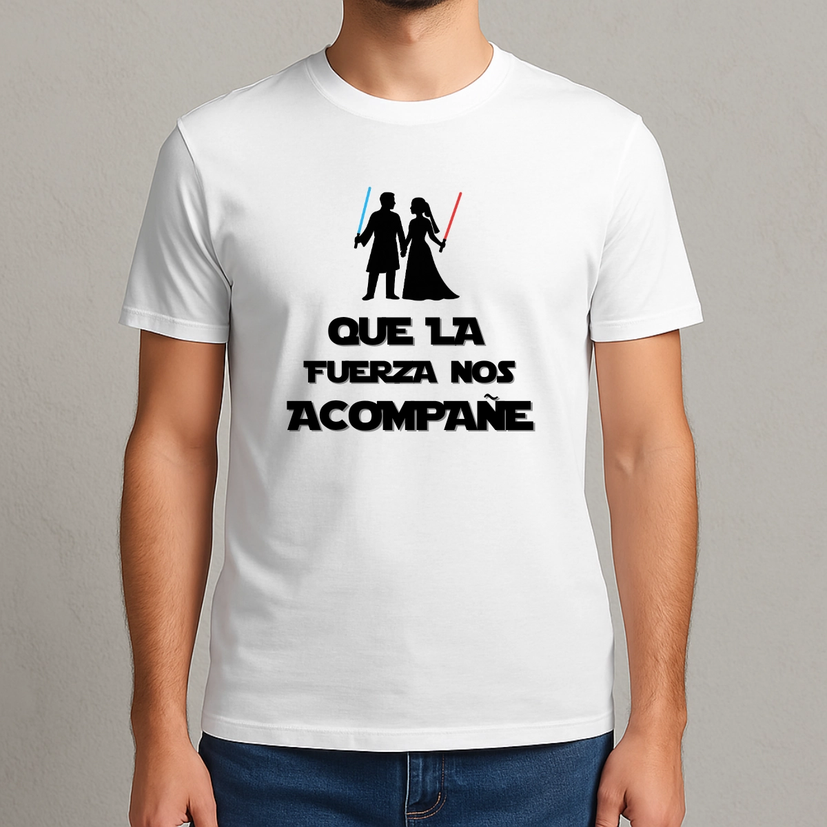 camiseta blanca hombre "que la fuerza nos acompañe"