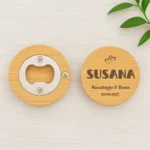 Marcasitios abridor imantando de madera redondo | Diseño Cranberry