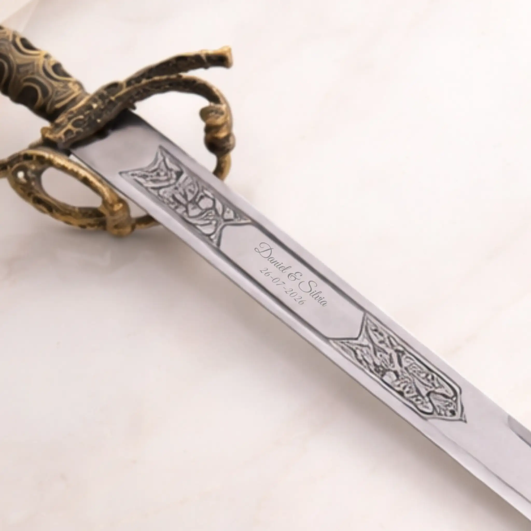 Espada de boda 74cms de cerca con diseño Versátil