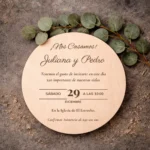 Invitación de boda circular con calendario diseño cursiva rústica