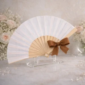 Abanico blanco y madera boda con lazo marron