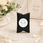 Empaquetado cajita negra personalizado para boda, diseño Flores cursiva