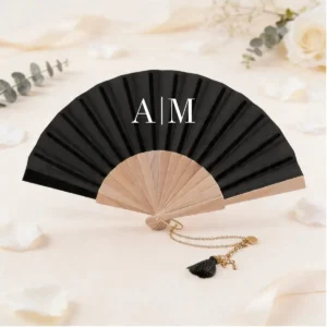 Abanico colgante negro boda iniciales