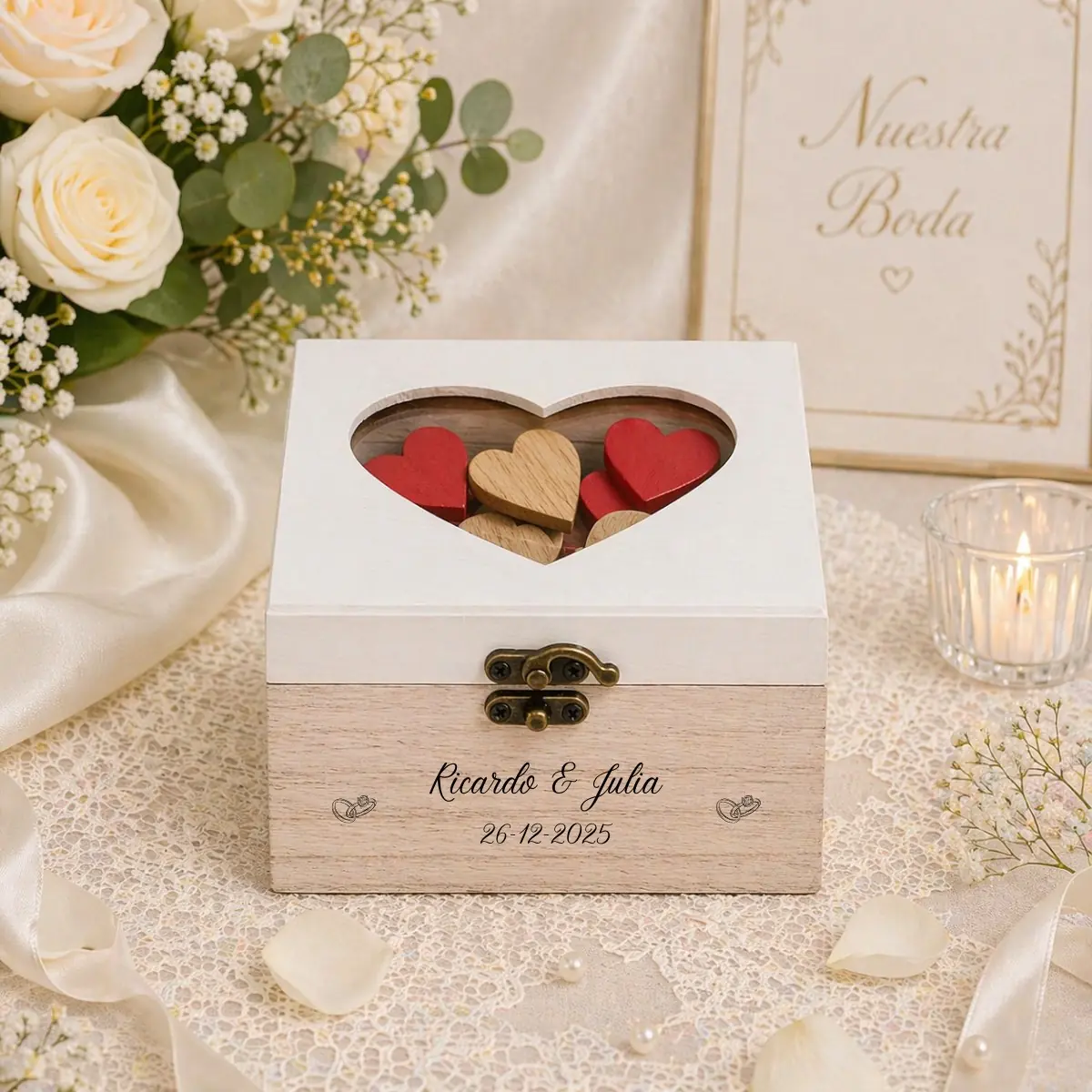Caja madera con corazones boda elegance