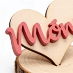 Cake topper con nombre madera rosa corazón de comunión – foto 2