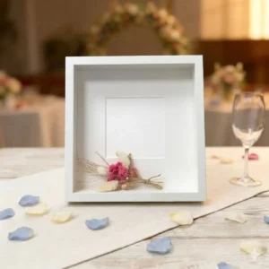 Marco cuadrado flores y dedicatoria rojo boda