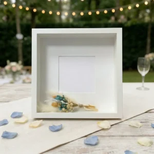 Marco cuadrado flores y dedicatoria azul boda
