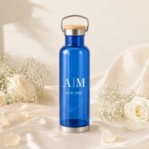 Botella azul tapa bambú boda iniciales