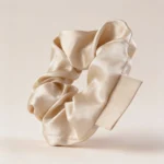 Coletero scrunchie beige para boda – foto 2