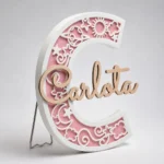 Letra inicial y nombre rosa con soporte personalizada de bautizo, diseño Diseño clásico – foto 3