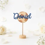 Cake topper con nombre madera azul pelota de bautizo