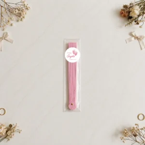 Abanico madera rosa barnizado personalizado de bautizo, diseño Huellas niña